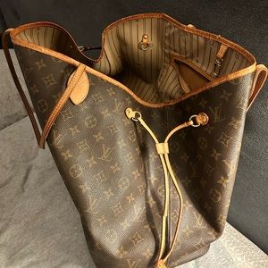 LOUIS VUITTON NEVERFULL GM BAG